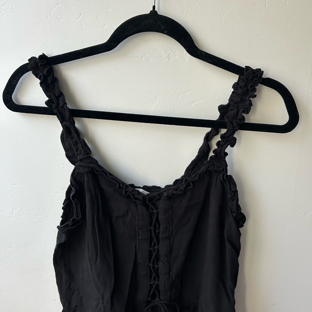 Black Ruffled Sleeveless Top